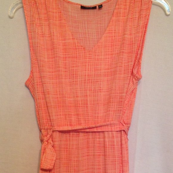 Summer dress - Picture 1 of 5